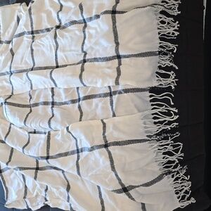 LOFT, White and Black Checkered Fringe Shaw/Cardigan